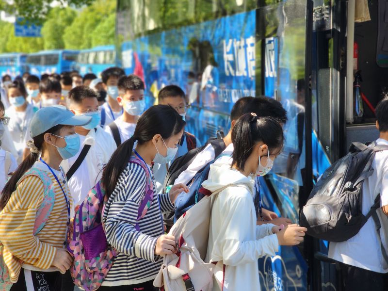 全力保障秋季学生社会实践活动