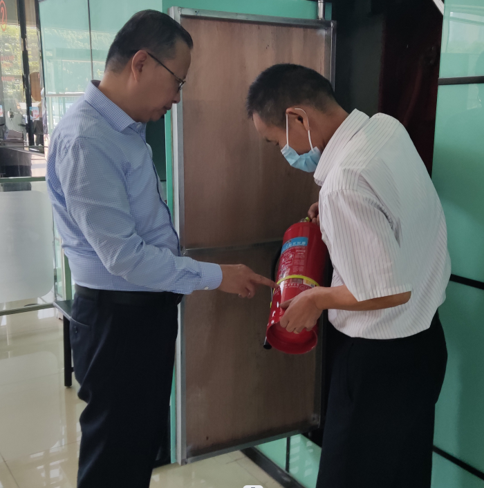 集团公司开展国庆节前内保消防安全大检查