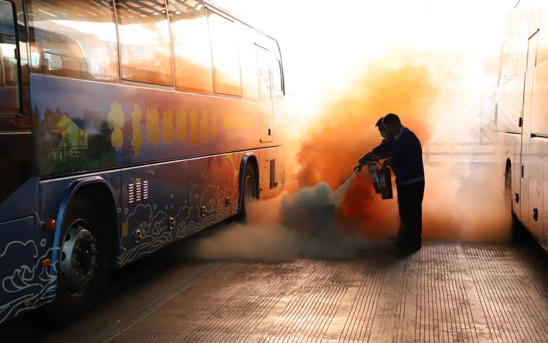常运集团开展电动车充电站消防应急演练