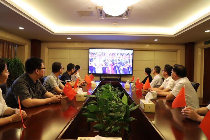 常运集团组织员工观看纪念抗战胜利80周年阅兵式